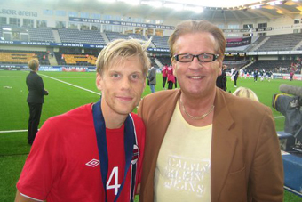 Niklas played his first Match for Norway the August 14th , between Norway U-23 vs Tyrkia U-23 in the International Challenge Trophy Final